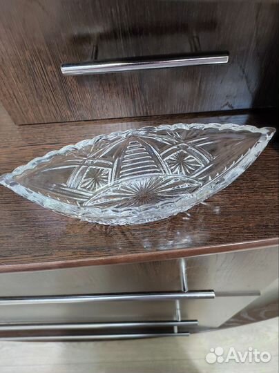 Хрустальная ваза