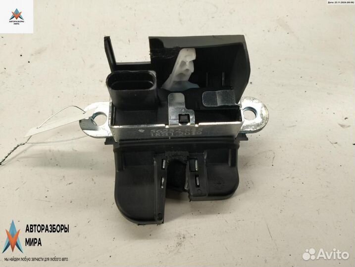 Замок багажника Volkswagen Golf 6 2010 56252845