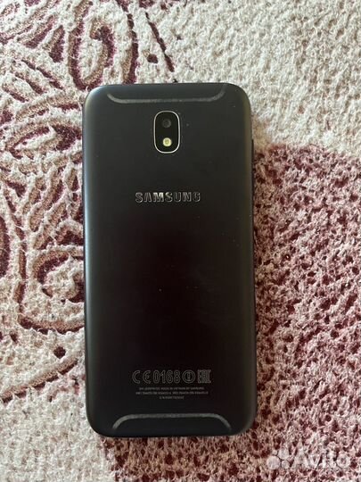 Телефон Samsung galaxy j5