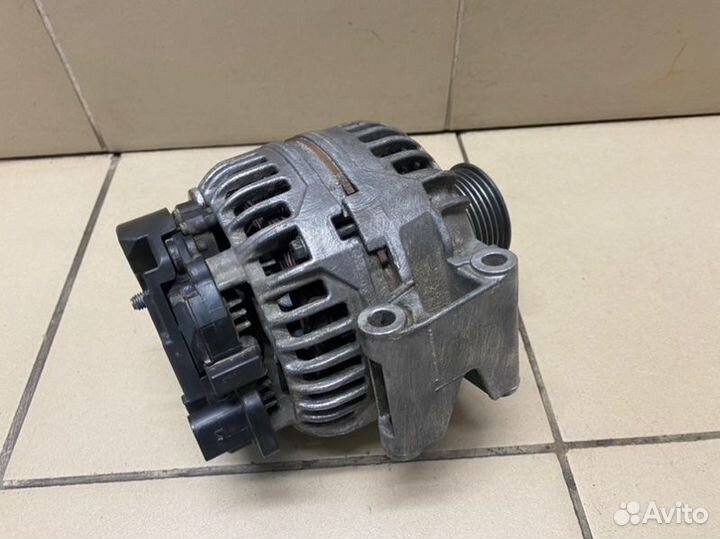 Генератор Skoda Octavia хетчбэк 1.8 TSI cdaa cdab