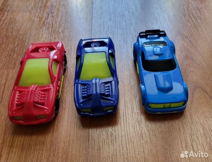 Игрушки машины пакетом
