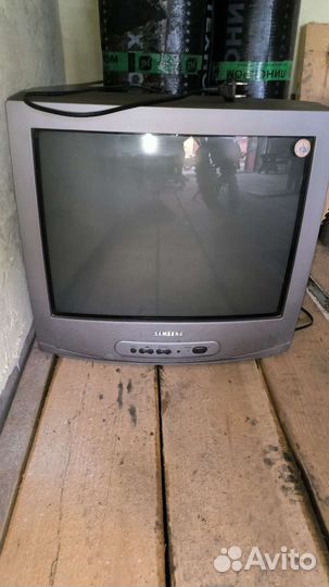 Телевизор samsung