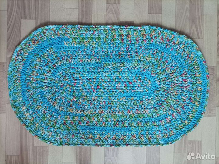 Коврик ручной работы