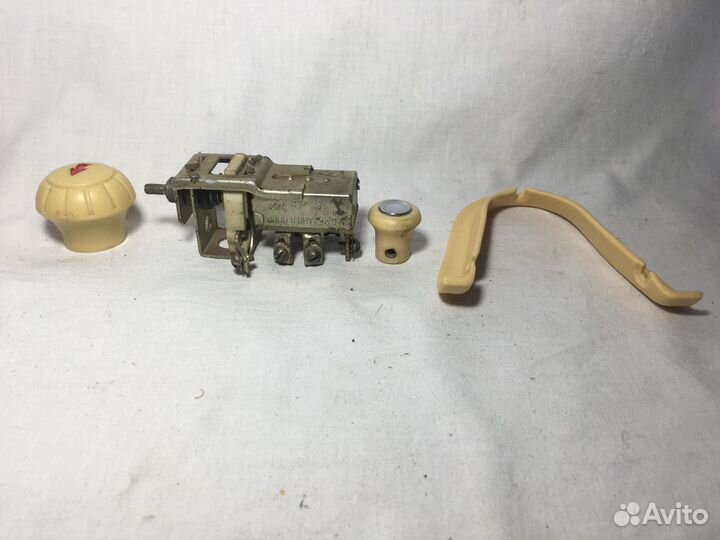 Газ 21 волга (ручка антенны,подкова,тросик,ручки