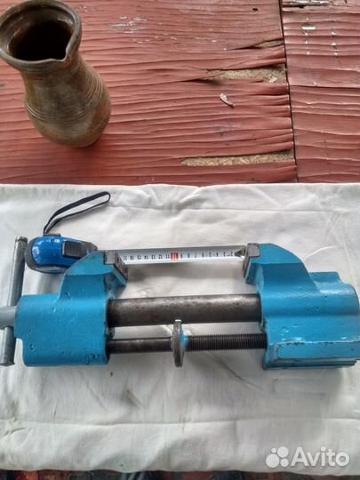 Тиски слесарные