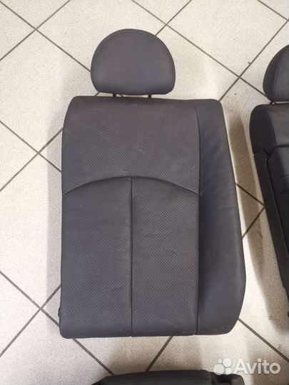 Комплект сидений Mercedes w211