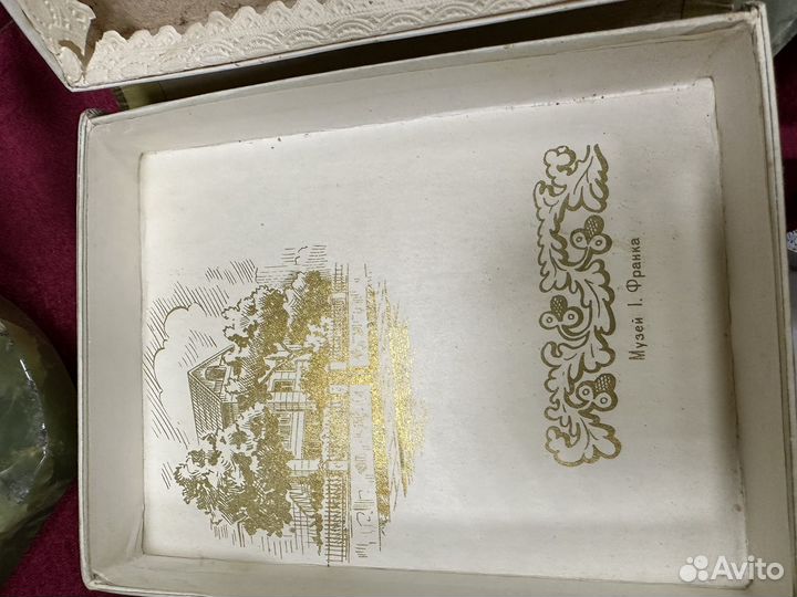 Коробки жестяные, картон, дерево, коллекционные