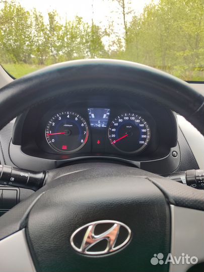 Hyundai Solaris 1.6 МТ, 2012, 174 600 км