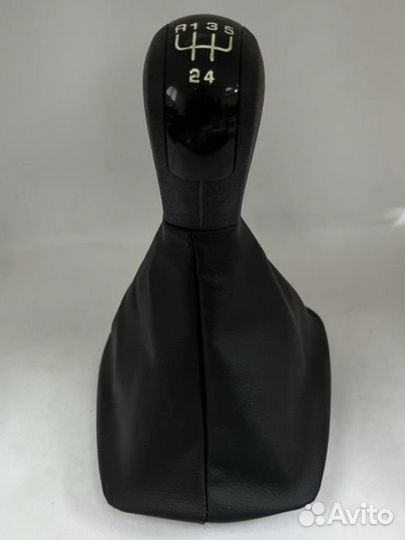 Ручка кпп с чехлом Skoda Octavia A5, черный