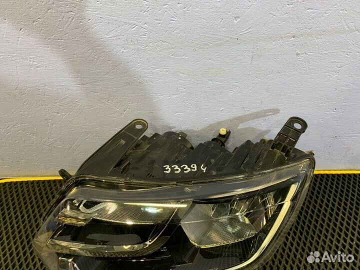 Фара левая Renault Duster 2