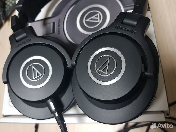 Наушники Audio-Technica ATH M40x (как новые)
