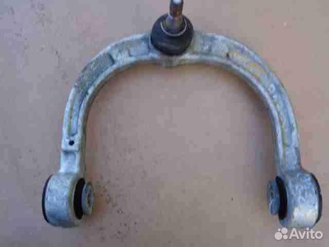 Рычаг передний левый верхний Mercedes R-klasse W25