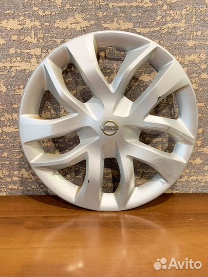 Колпак на nissan 1шт