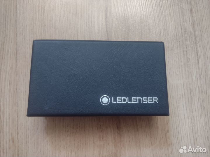 LED Lenser K1. Фонарик