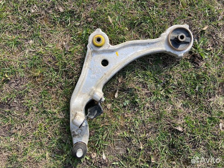 Рычаги передние Nissan Murano Z51