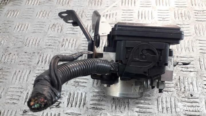 Блок управления тормозами/насос ABS Nissan X-Trail