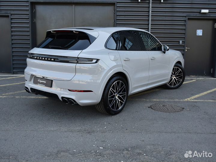 Porsche Cayenne 3.0 AT, 2023, 15 км