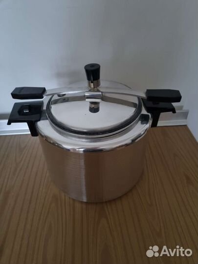 Кастрюля скороварка СССР новая