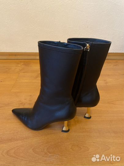 Сапоги женские демисезонные 37 размер