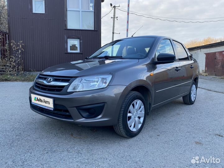 LADA Granta 1.6 МТ, 2015, 121 000 км