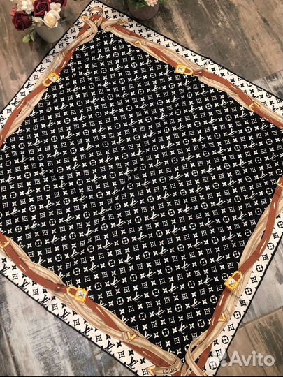 Шелковый платок louis vuitton черный