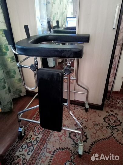 Ходунки для взрослых инвалидов