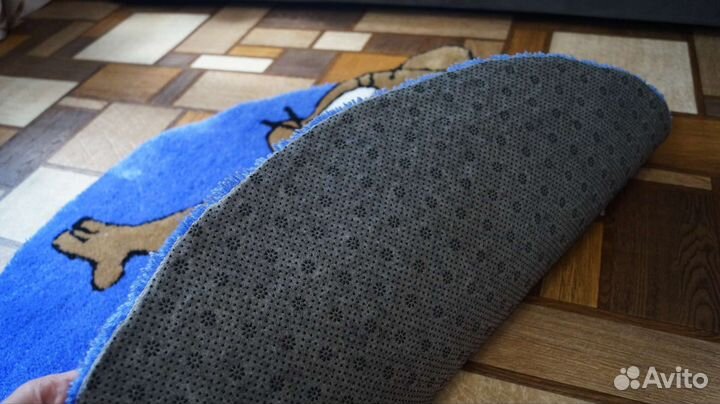 Тафтинговый ковёр ручной работы