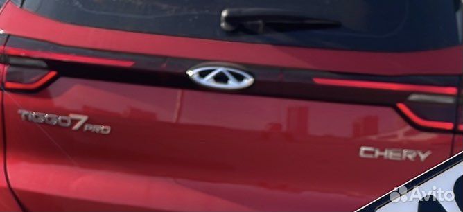 Фары на крышку багажника