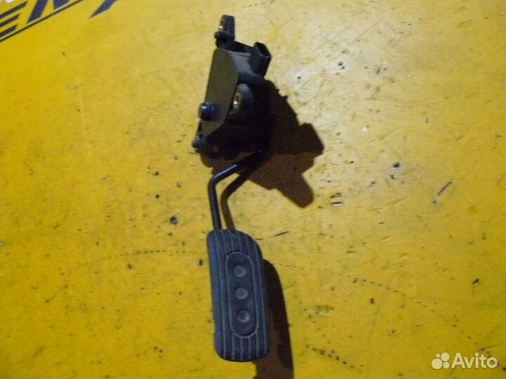 Педаль газа для Nissan Note 2008г