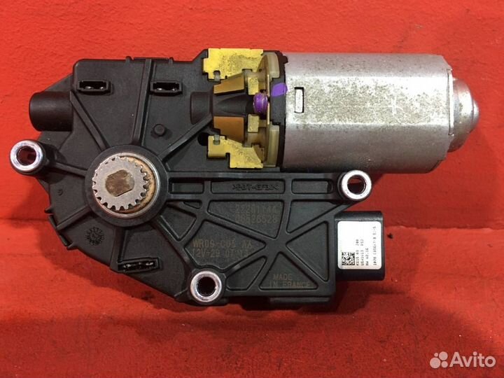 Моторчик люка Kia Sportage 3 SUV D4HA 2.0L 1995