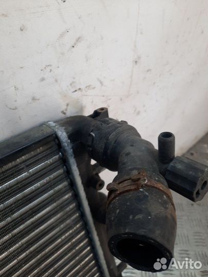 Радиатор основной Skoda Octavia хэтчбэк 5 дв. 1.9