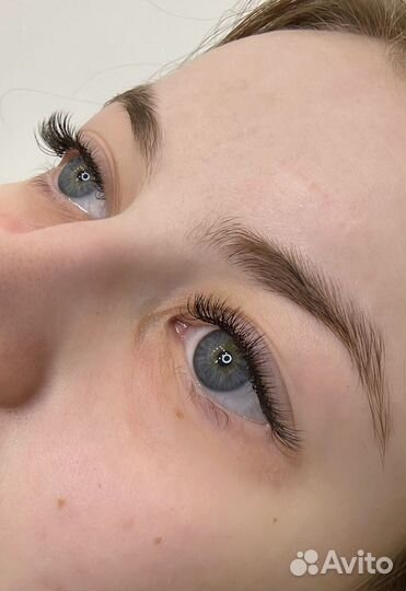 Обучение наращиванию ресниц