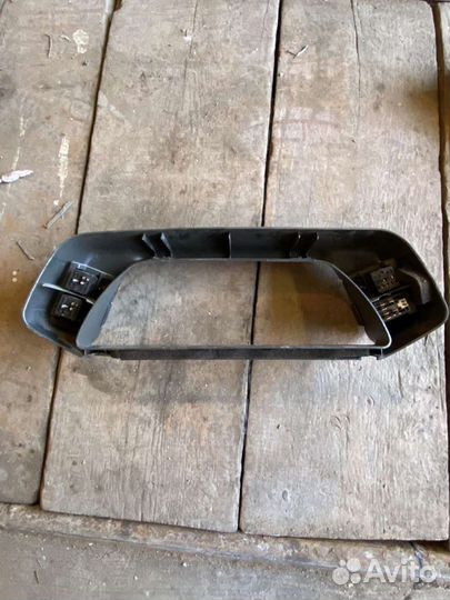 Пластик на приборку ваз 2110