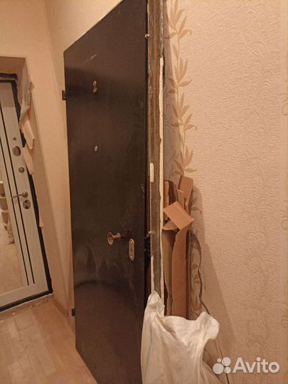 Дверь входная металлическая