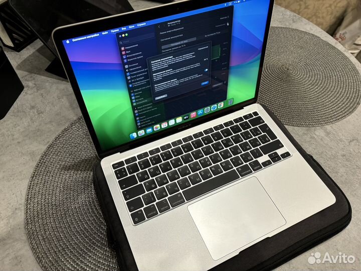 Apple macbook air 13 2020 m1 8gb 256