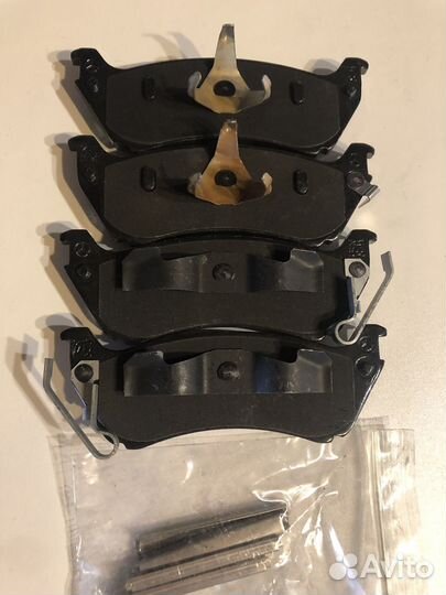 Колодки тормозные зад. Mercedes-Benz ML163