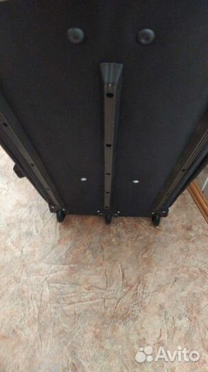 Баул хоккейный 38 чёрный три колеса