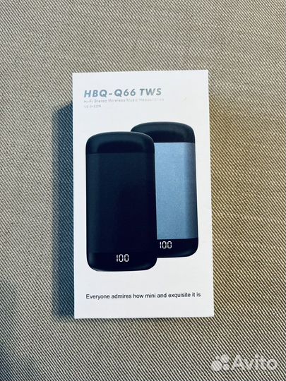 Беспроводные наушники и зарядное устройство