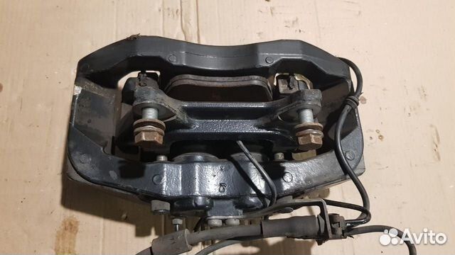 Суппорт тормозной передний Bentley Continental GT