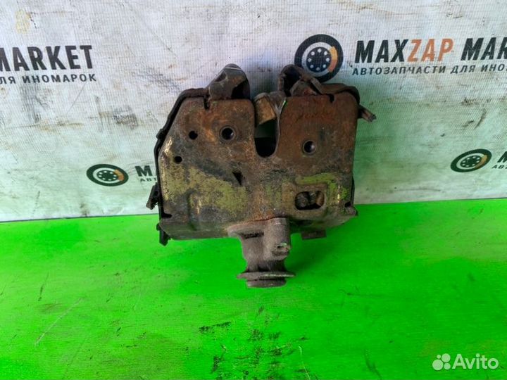 Замок багажника Ford Focus 1 1.6 2004