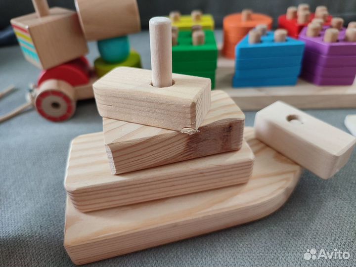 Детские развивающие игрушки деревянные