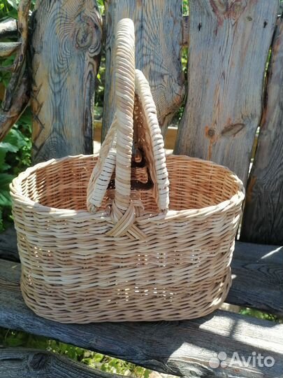 Корзина плетеная