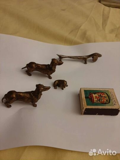 Бронзовые фигурки собачек