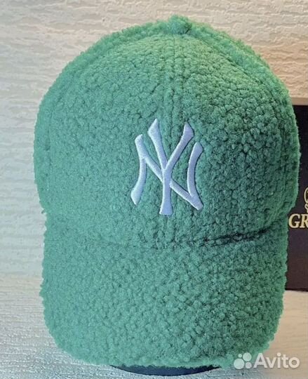 Бейсболка женская теплая меховая