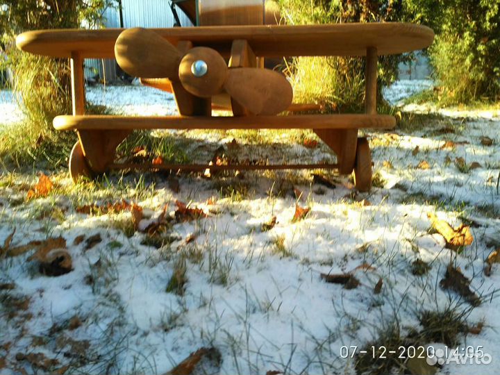 Деревянный самолёт