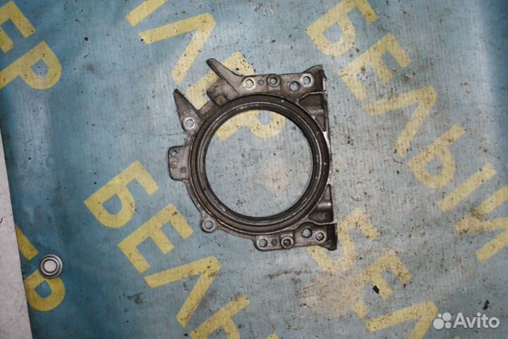 Крышка коленвала Volkswagen Golf 4 Variant