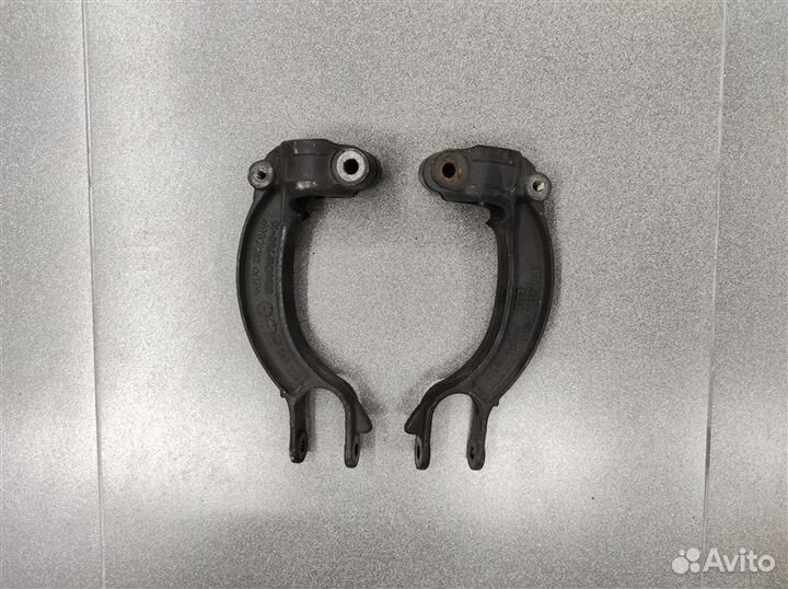 Вилка амортизатора Audi A4 B8