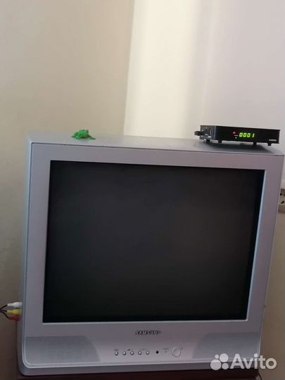 Телевизор samsung