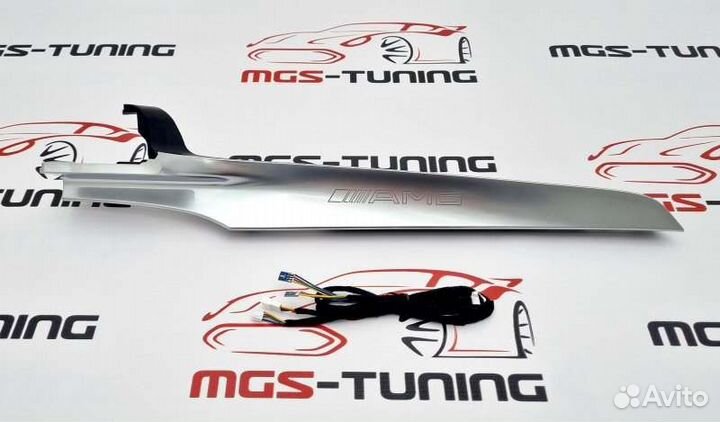 Вставка торпедо AMG с подсветкой C-class W205