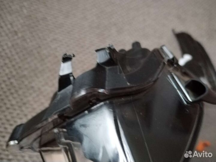 Фара на Toyota C- HR